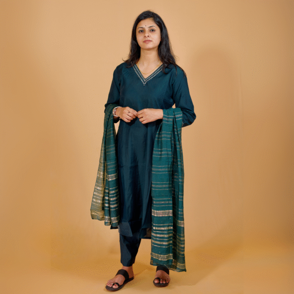 Women's  3 Pcs side Cut V Neck kurti